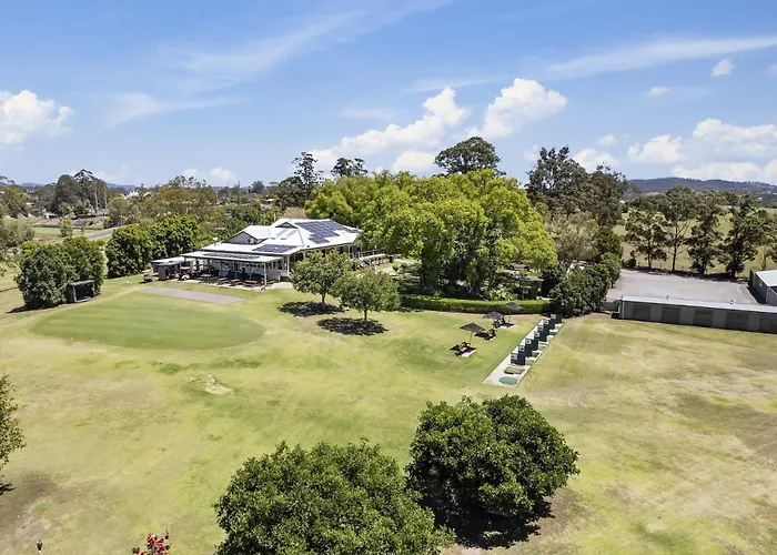 Gunabul Homestead & Golf Course